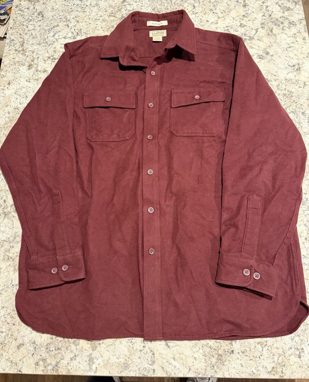 LL BEAN CHAMOIS SHIRT MEN XL TRADITIONAL FIT187923 HEAVYWEIGHT FLANNEL DEEP WINE